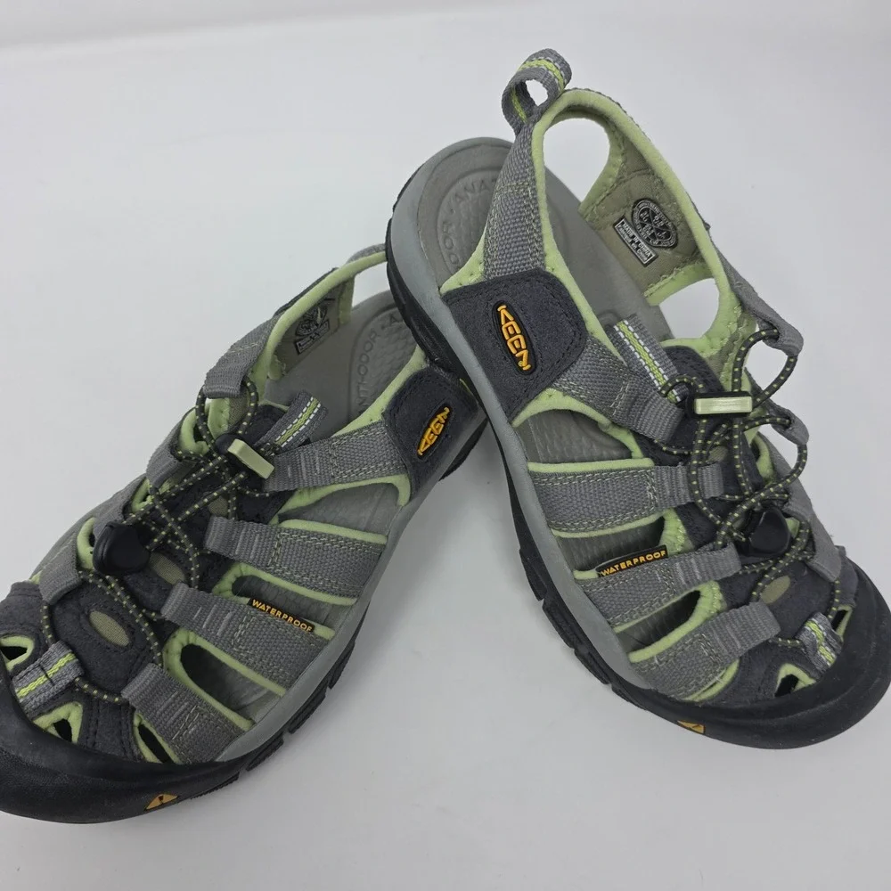 KEEN Newport H2 Water Sandals Mens 6.5 Green Gray Closed Toe Drawstring Hiking